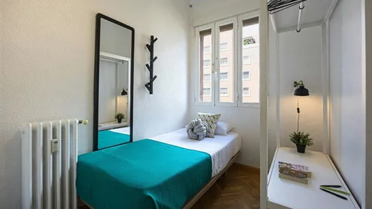 Rooms in Madrid Retiro - photo 1