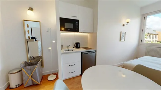 Rooms in Nanterre - photo 2