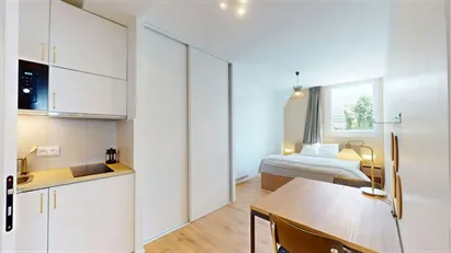 Room for rent in Nanterre, Île-de-France