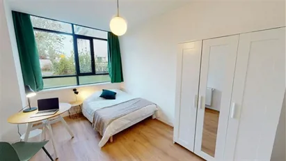 Room for rent in Nanterre, Île-de-France