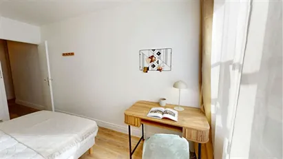 Room for rent in Paris 15ème arrondissement, Paris