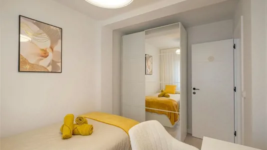 Rooms in Zaragoza - photo 2