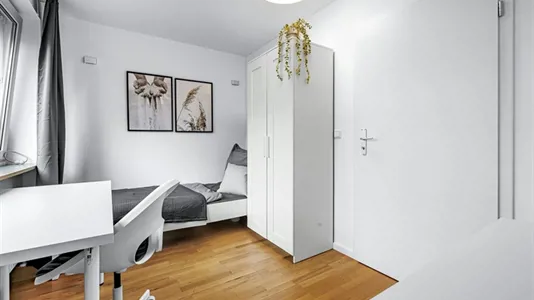 Rooms in Munich Thalkirchen-Obersendling-Forstenried-Fürstenried-Solln - photo 2