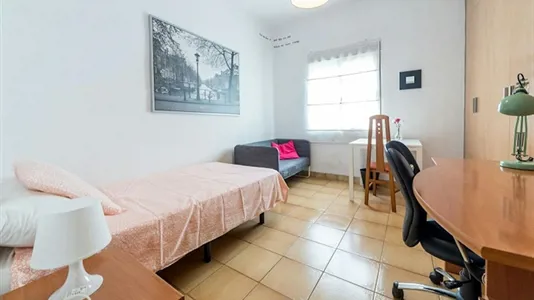 Rooms in Valencia Camins al Grau - photo 2