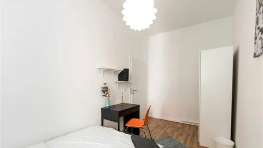 Rooms in Berlin Charlottenburg-Wilmersdorf - photo 2