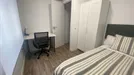 Room for rent, Madrid Latina, Madrid, Calle de Cayetano Pando