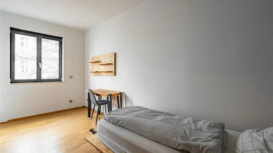 Rooms in Berlin Friedrichshain-Kreuzberg - photo 2