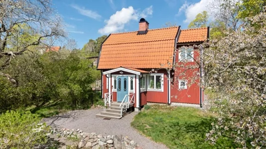 Houses in Ekerö - photo 1