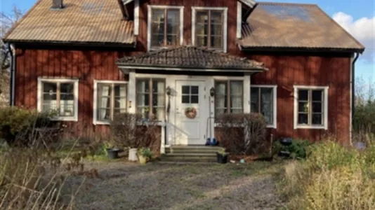 Houses in Östhammar - photo 1