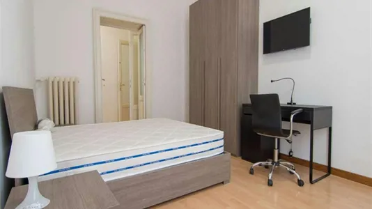 Rooms in Milano Zona 4 - Vittoria, Forlanini - photo 2