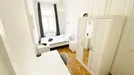 Room for rent, Wien Neubau, Vienna, &lt;span class=&quot;blurred street&quot; onclick=&quot;ProcessAdRequest(7723357)&quot;&gt;&lt;span class=&quot;hint&quot;&gt;See streetname&lt;/span&gt;[xxxxxxxxxxxxx]&lt;/span&gt;