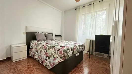 Rooms in Fuenlabrada - photo 1