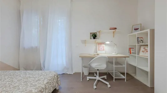 Rooms in Padua - photo 2