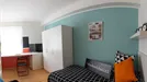Room for rent, Udine, Friuli-Venezia Giulia, Via Gemona, Italy