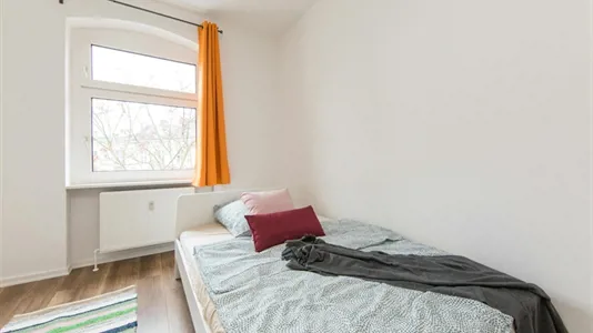 Rooms in Berlin Charlottenburg-Wilmersdorf - photo 2