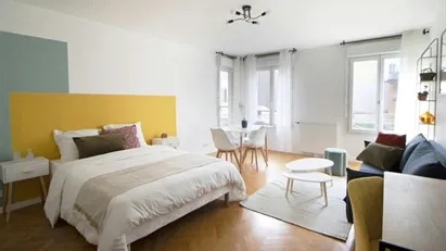 Room for rent in Saint-Denis, Île-de-France