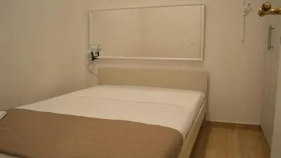 Room for rent in Athens