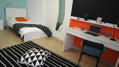 Room for rent in Turin, Piemonte