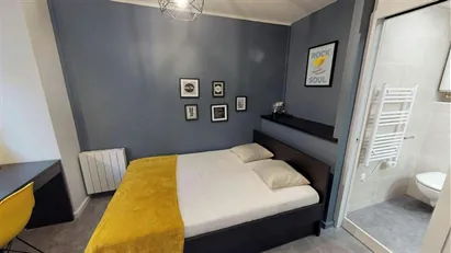 Room for rent in Lyon, Auvergne-Rhône-Alpes