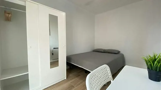 Rooms in Madrid Puente de Vallecas - photo 2