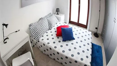 Room for rent in Milano Zona 7 - Baggio, De Angeli, San Siro, Milan