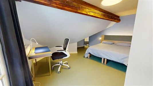 Rooms in Saint-Étienne - photo 2