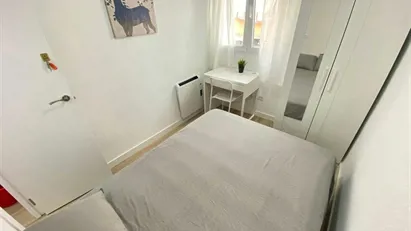 Room for rent in Madrid Puente de Vallecas, Madrid