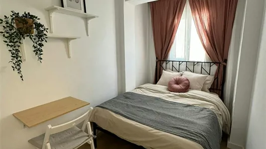 Rooms in Burjassot - photo 3