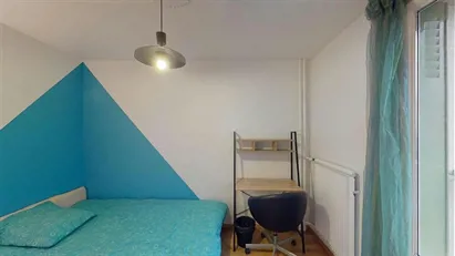 Room for rent in Grenoble, Auvergne-Rhône-Alpes