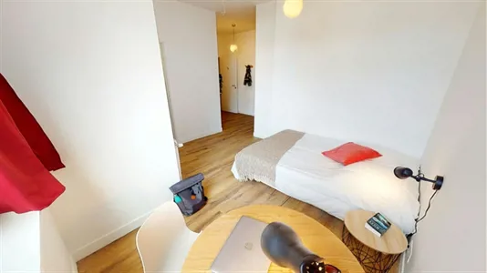 Rooms in Nanterre - photo 2