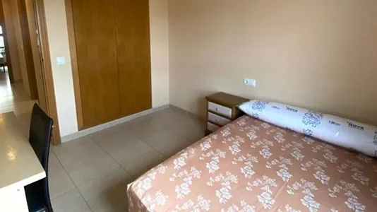 Rooms in Castellón de la Plana/Castelló de la Plana - photo 2