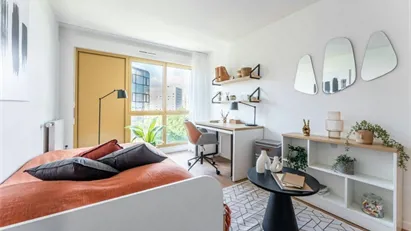 Apartment for rent in Nanterre, Île-de-France