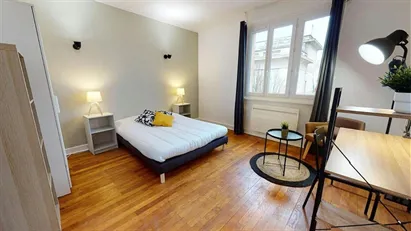 Room for rent in Lyon, Auvergne-Rhône-Alpes