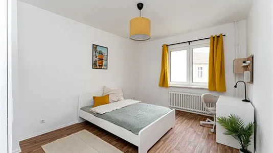 Rooms in Berlin Charlottenburg-Wilmersdorf - photo 1