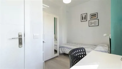 Room for rent in Madrid Moncloa-Aravaca, Madrid