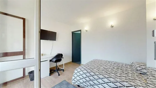 Rooms in Grenoble - photo 3