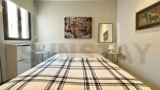 Apartments in Valencia Ciutat Vella - photo 2