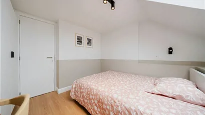 Room for rent in Charleroi, Henegouwen