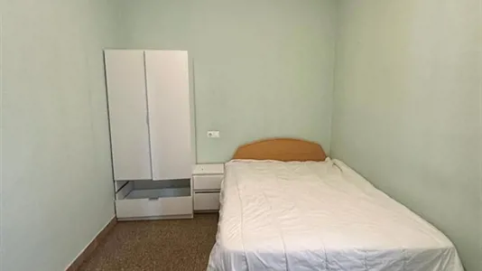 Rooms in Castellón de la Plana/Castelló de la Plana - photo 3