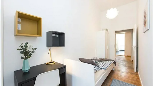 Rooms in Berlin Charlottenburg-Wilmersdorf - photo 3