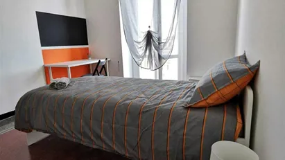 Room for rent in Genoa, Liguria