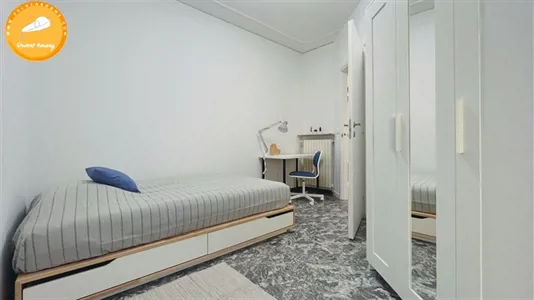 Rooms in Padua - photo 1