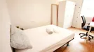 Room for rent, Barcelona Sants-Montjuïc, Barcelona, &lt;span class=&quot;blurred street&quot; onclick=&quot;ProcessAdRequest(12071157)&quot;&gt;&lt;span class=&quot;hint&quot;&gt;See streetname&lt;/span&gt;[xxxxxxxxxxxxx]&lt;/span&gt;