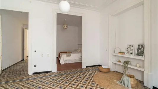 Rooms in Barcelona Ciutat Vella - photo 1