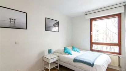 Room for rent in Nanterre, Île-de-France