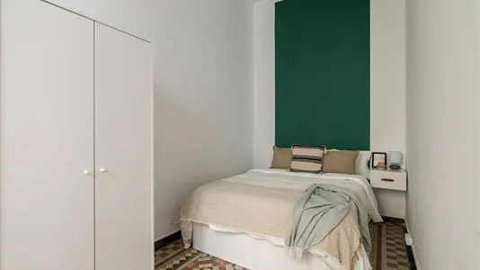 Rooms in Barcelona Ciutat Vella - photo 2