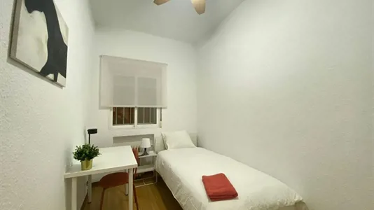 Rooms in Madrid Retiro - photo 3