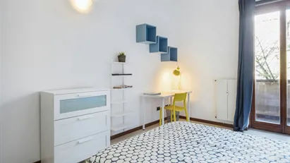 Room for rent in Milano Zona 1 - Centro storico, Milan