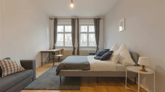 Rooms in Berlin Friedrichshain-Kreuzberg - photo 2