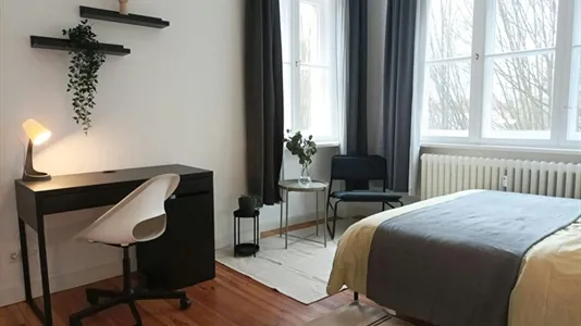 Apartments in Berlin Steglitz-Zehlendorf - photo 1